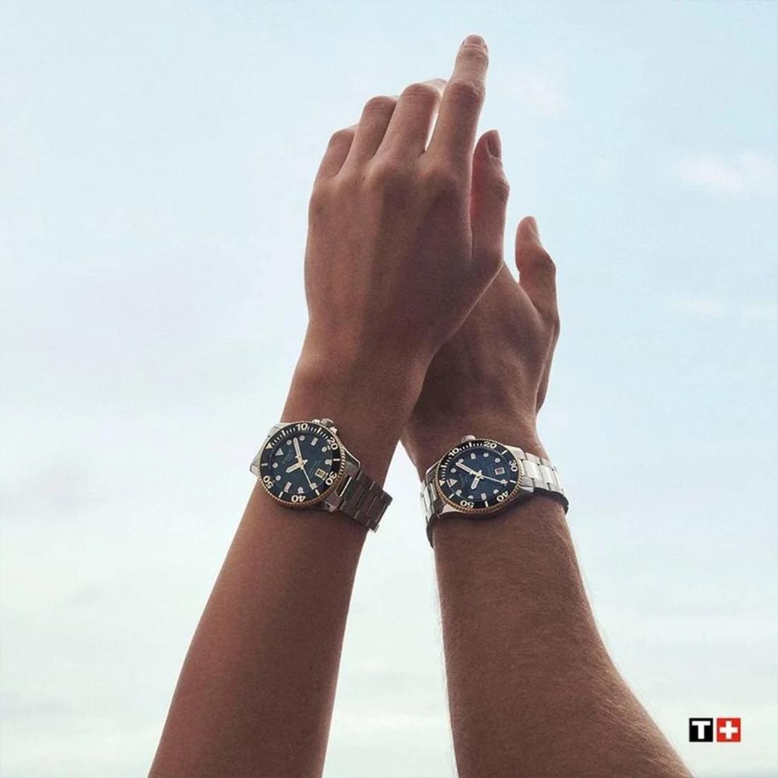 Tissot Women's & Men's Watch T1202102105100