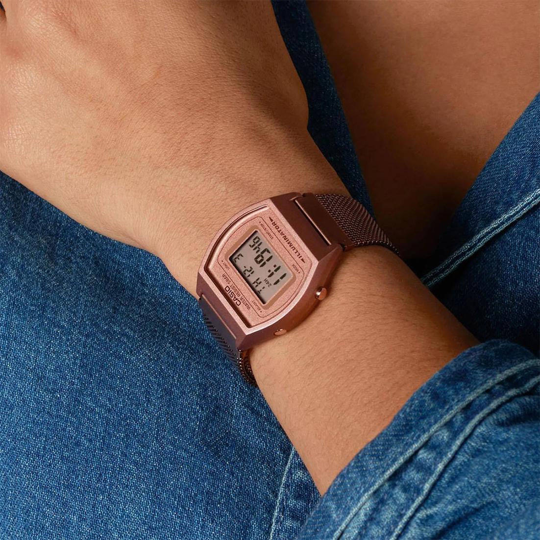 Casio B640wmr5adf Women's Watch